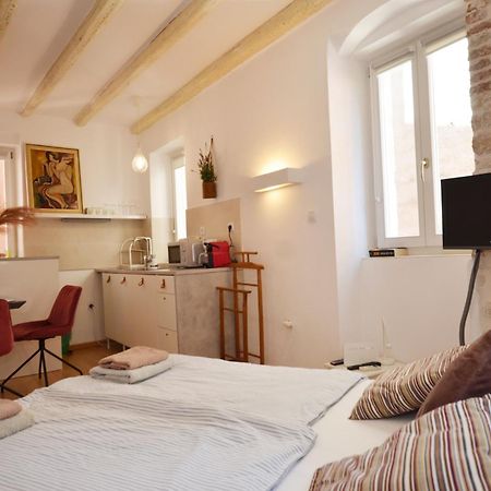 Apartments Lavanda And Oliva Ρόβινι Εξωτερικό φωτογραφία